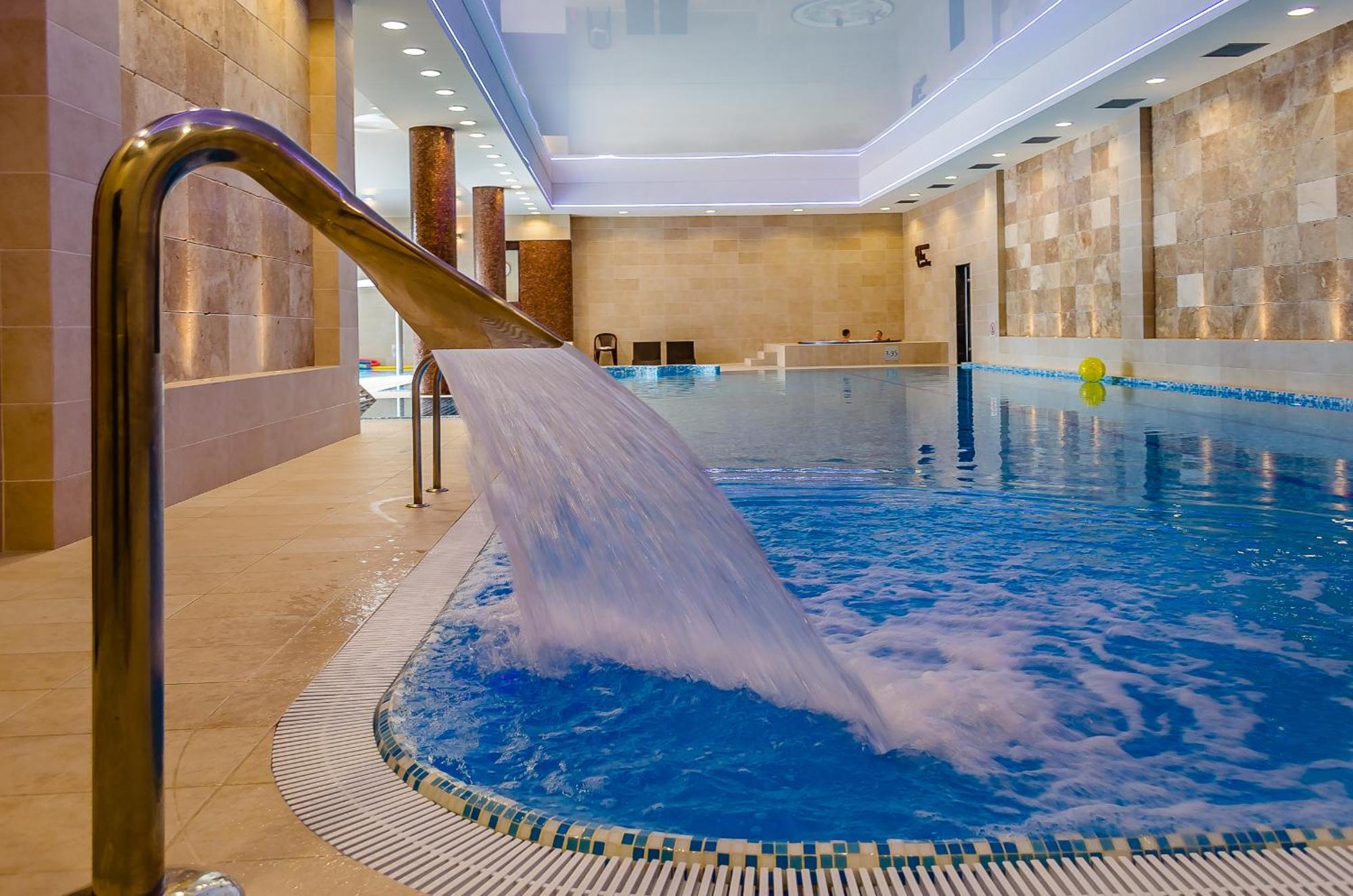Hotel Czardasz Spa & Wellness Płock Facilidades foto