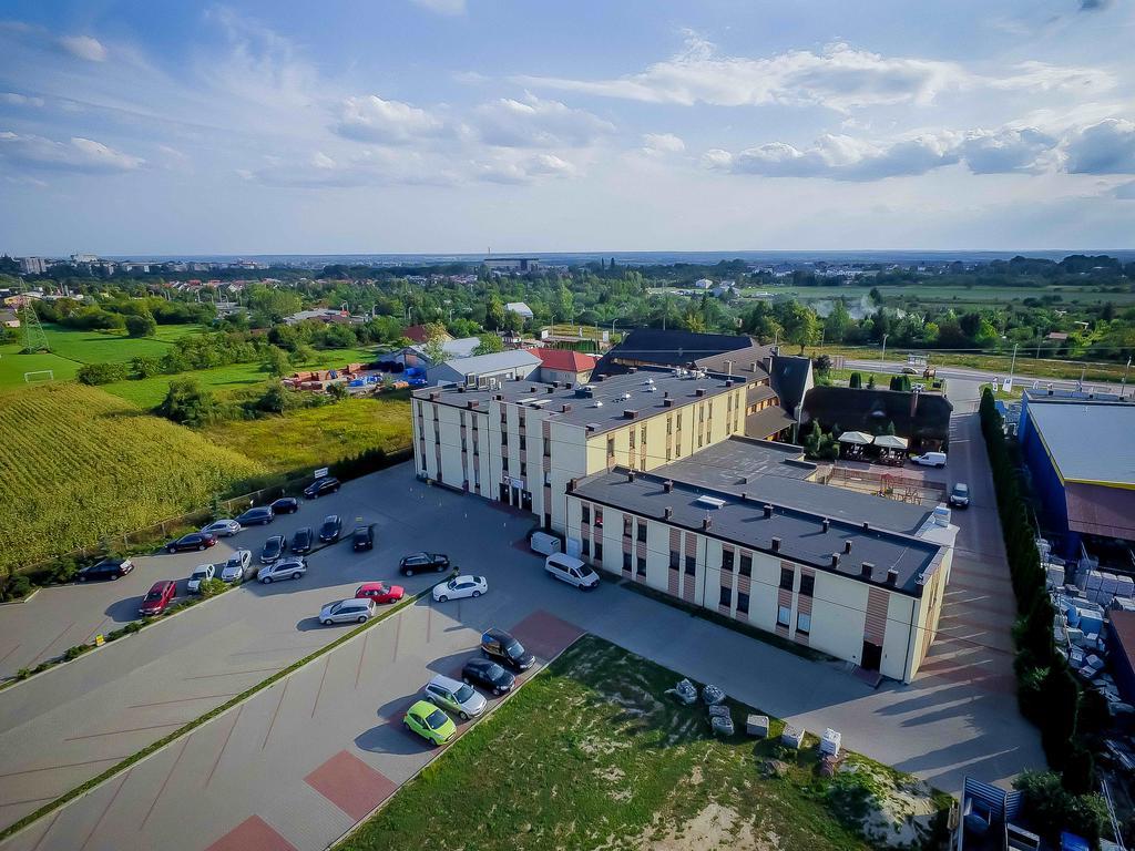 Hotel Czardasz Spa & Wellness Płock Exterior foto